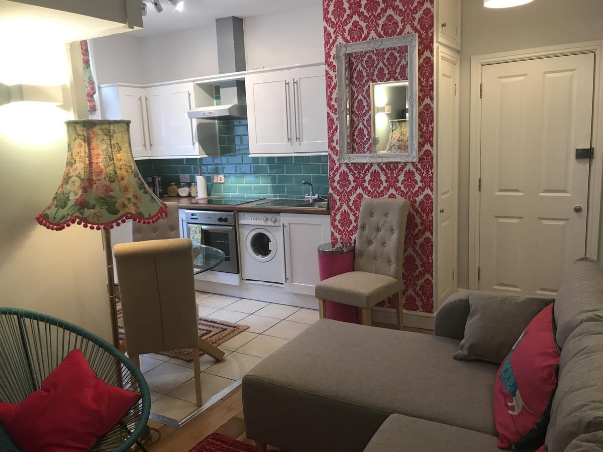 2 Bed, Ground Floor Bijou Georgian City Apartment Bath Exterior photo